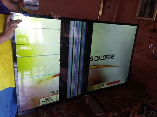 Imagen 2 de 3 de Sony Lcd Televisor Monitor Para Reparar-repuestos Tv Pixel