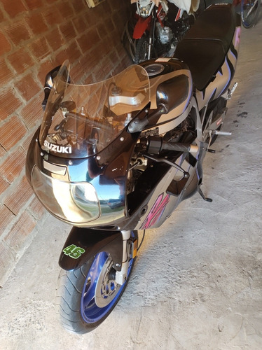 Imagen 11 de 16 de Suzuki Gsx-r750