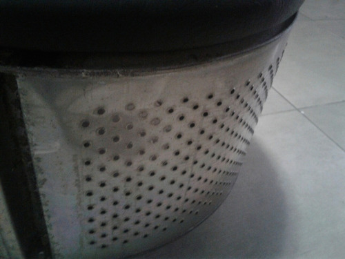 Puff Fiaca Con Tambor De Lavarropas Con Ruedas Detalles