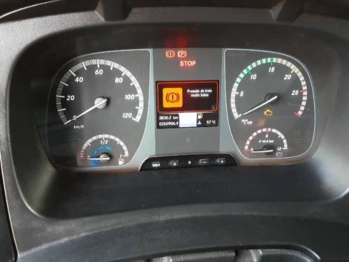 Imagem 11 de 13 de Mercedes Benz Axor 3344 S 6x4 2017/2017 260906km