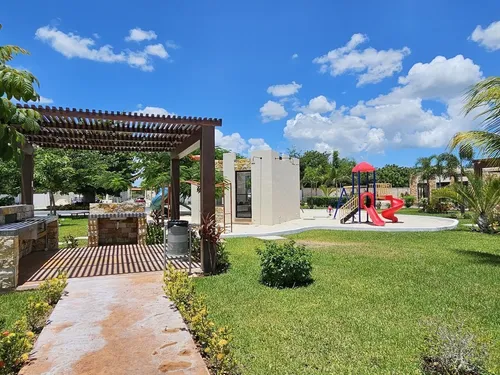 ¡una Planta! Casa En Venta En Zona Country Al Norte De Mérida