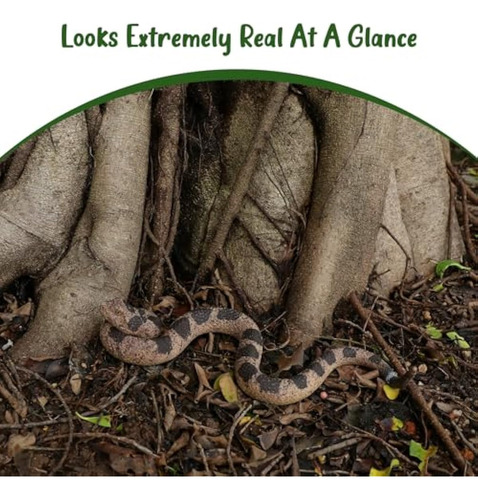 2pcs Fake Snakes Toy Lifelike Rubber Rattlesnake