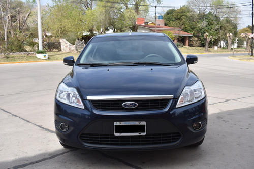 Ford Focus 2 2.0 Exe Sedan Trend