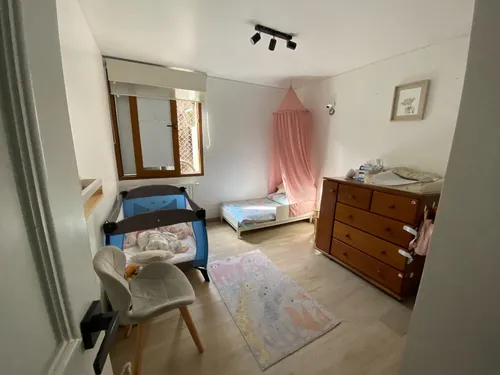 Vista A La Ciudad, Con 4d, 3b Y Completamente Remodelado