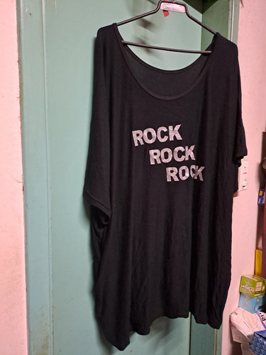 Vendo Blusa Over Sise ( Leer Bien ) (Usado)