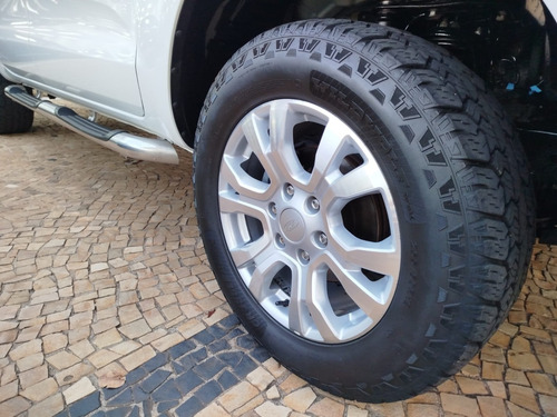 Ford Ranger 2.5 XLT 4X2 CD 16V FLEX 4P MANUAL