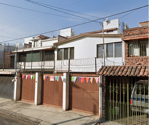 Casa En Prado De Churubusco, Coyoacán. Bv10-di