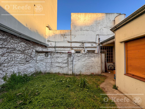 Casa En Venta - Bernal Centro