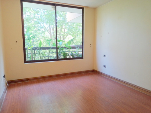 Arriendo Departamento 3d + 3b + Servicio En El Golf .