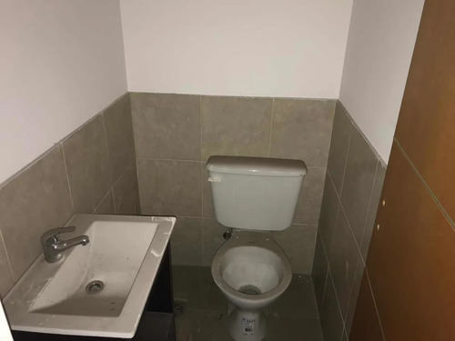 Imagen 10 de 14 de Local Comercial 90 Metros Cuadrados - Zona Ramos Mejia