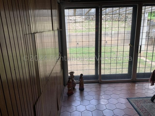 Ana Torres. Casa En Venta 25-1271 En Caurimare
