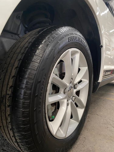 Dodge Journey 2.4 Sxt 7 Pasajeros At