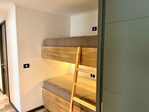 Moderno Departamento Amoblado 2d / 2b