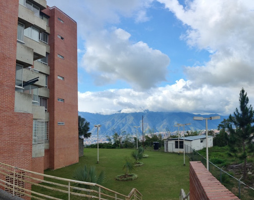 Imagen 1 de 6 de Venta De Apartamento Remodelado, Alto Hatillo Avilatillo