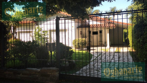 Venta De Casa 4 Ambientes En Castelar Norte