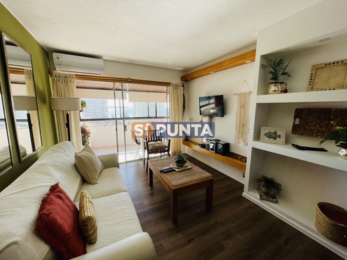 Imagen 3 de 26 de Excelente Apartamento Reciclado En Parada 1 Brava