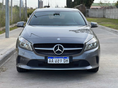 Imagen 4 de 7 de Mercedes-benz Clase A 1.6 A200 Urban 156cv 2017