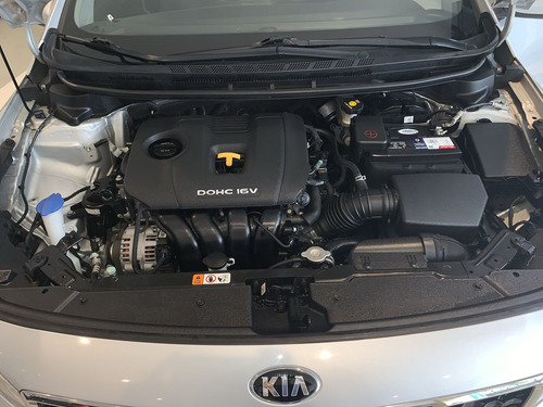 Imagen 10 de 15 de Kia Forte 2018 2.0 L 4 P At