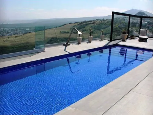 Venta De Residencia En Vista Real Country Club, Corregidora