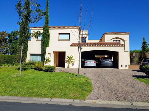 Imagen 2 de 25 de Bajo De Precio La Isla - Casa Venta Usd 1.950.000
