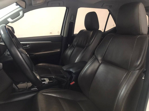 Toyota Hilux 2.7 Sr 4x2 Cd 16v Flex 4p Automático