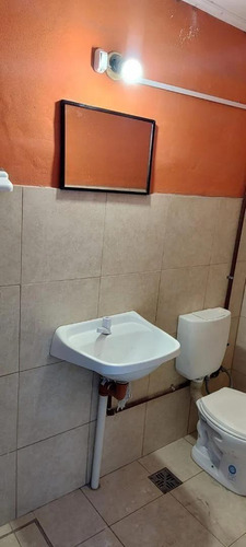 Depósito/galpón En Venta - Sarmiento