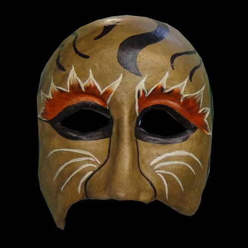 Máscara Decorativa - Argila - São Paulo / Brasil