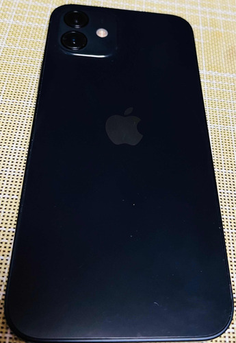 iPhone 12 (Usado)