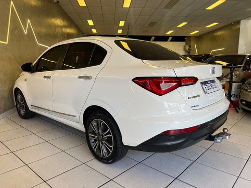 Fiat Cronos PRECISION 1.8 Flex Automático