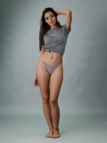 Colaless String Ideal Stretch Micro Gris Calvin Klein