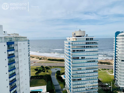 Venta Penthouse En Playa Brava, Punta Del Este