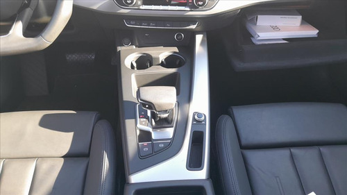 Audi A4 2.0 TFSI MHEV S LINE S TRONIC
