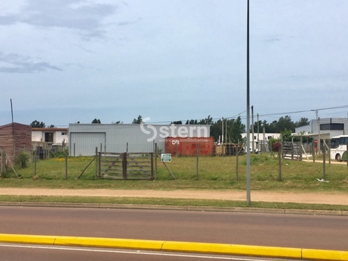 Venta Galpon, San Gabriel, Maldonado- Ref: 1743