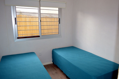 Imagen 11 de 18 de San Francisco - Punta Colorada - Piriapolis - 50 Mts Del Mar - Estufa A Leña Consulte Por Wsp Por Otra Casa Mas