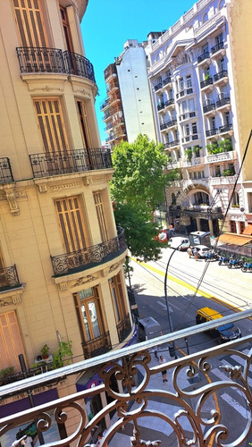 Imagen 8 de 12 de Alquiler De Habitaciones Con Baño Y Balcón En Recoleta. Lindo Ambiente Cosmopolita. Buenos Aires Capital. Dueño Directo. Caba. Alquiler Temporario.