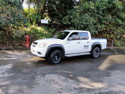 Mazda BT-50 Cilindraje 2500 4x4 doble cabina