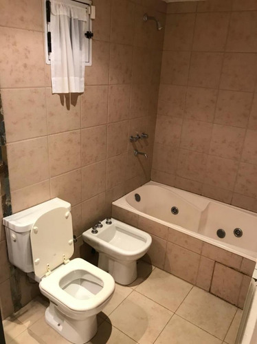 Departamento De Tres Ambientes En Adrogue