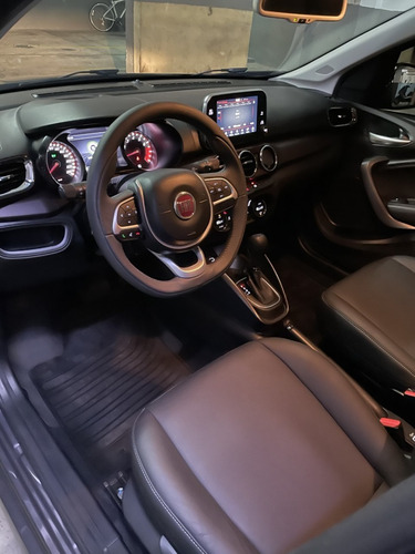 Fiat Cronos Precision At6