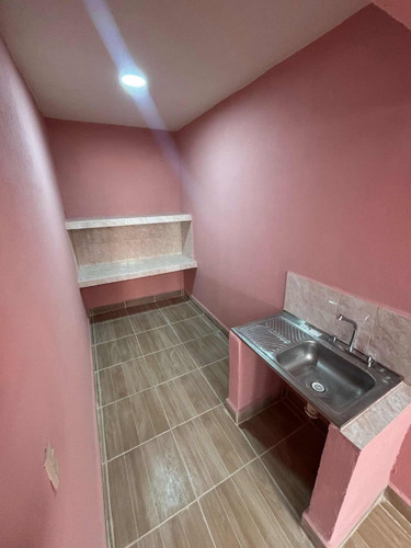 Se Vende Casa De Un Piso En Col. El Rocio