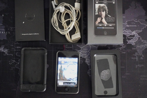 Ipod Touch 1 8gb (incluye Todo Lo De La Foto) Negro (Usado)