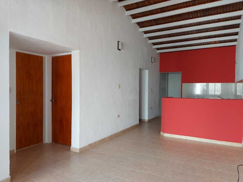 Imagen 3 de 17 de Casa En Urb Aguasal Cerca De Villa Lago En Ciudad Alianza