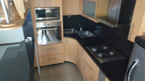Imagen 5 de 10 de Cómodo Y Amplio Apartamento