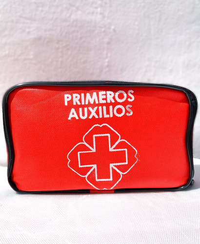 Kit De Primeros Auxilios 18 Pzs