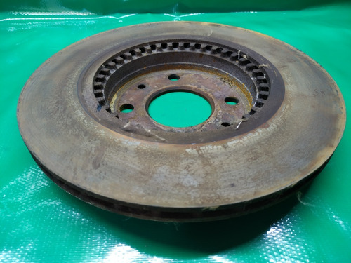 Disco Frontal Izq Nissan Platina Mod 02-10 (Usado)