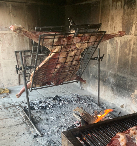 Imagen 7 de 10 de Parrilla Asador Portátil Mantera Pinche 35x50cm - Brasas®