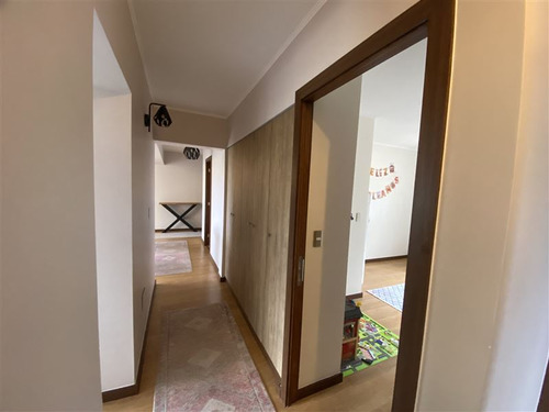 Hermoso Departamento En Venta De 4 Dorm. En Andalue