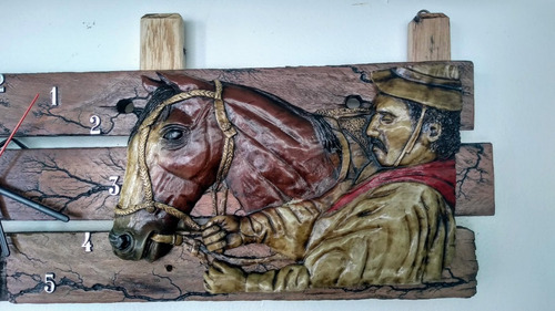 Relógio Parede Rústico Cavalo Madeira Resina Envio Imediato