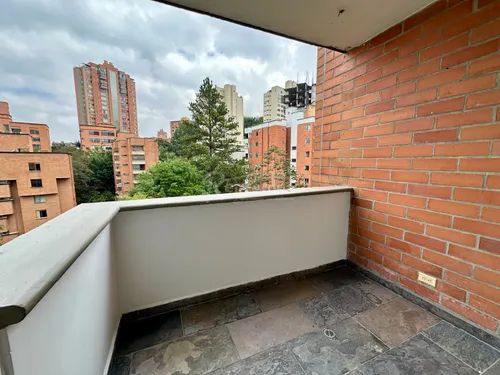 Apartamento En Arriendo En El Poblado. Cod A775951