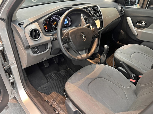 Renault Logan 1.6 Privilege 105cv