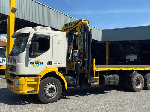 Imagem 2 de 7 de Volvo Vm 260 6x2